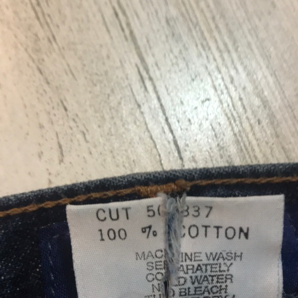 Dark wash guess Capri jeans size 28 - Picture 4 of 6